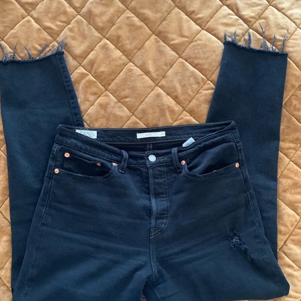 Levis Wedgie Black Distressed Jeans Size W29